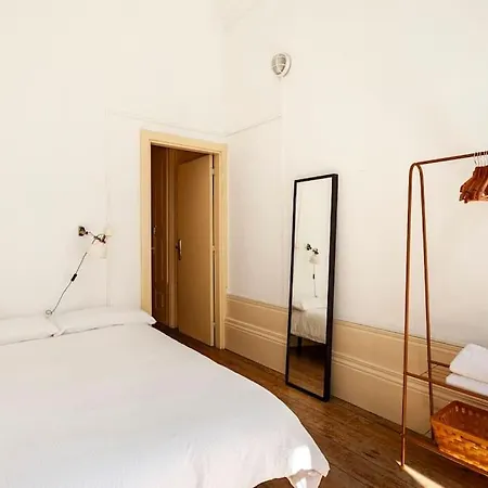 Charming Townhouse In The Historic Center Of Porto